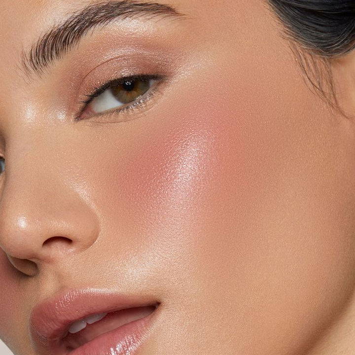 4-in-1 Multi-Task Makeup Brush for Effortless Application