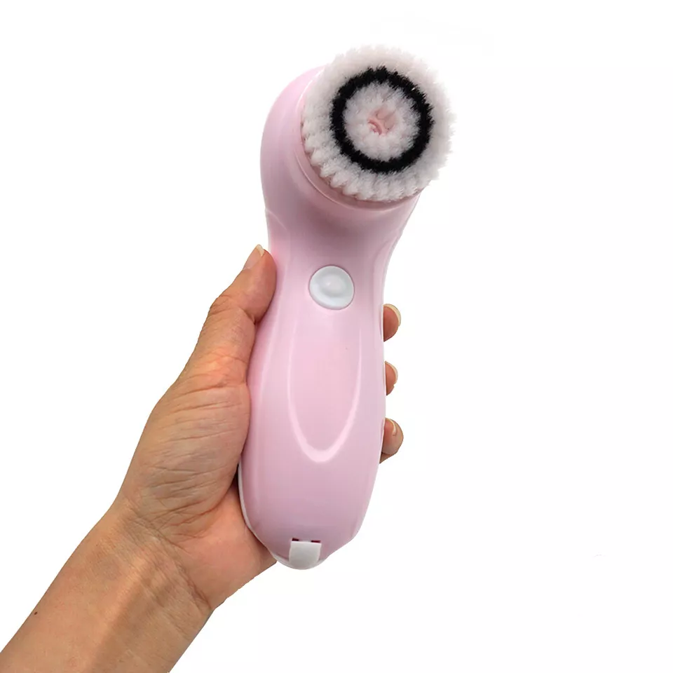 Electric Facial Cleansing Device for Deep Skin Cleaning