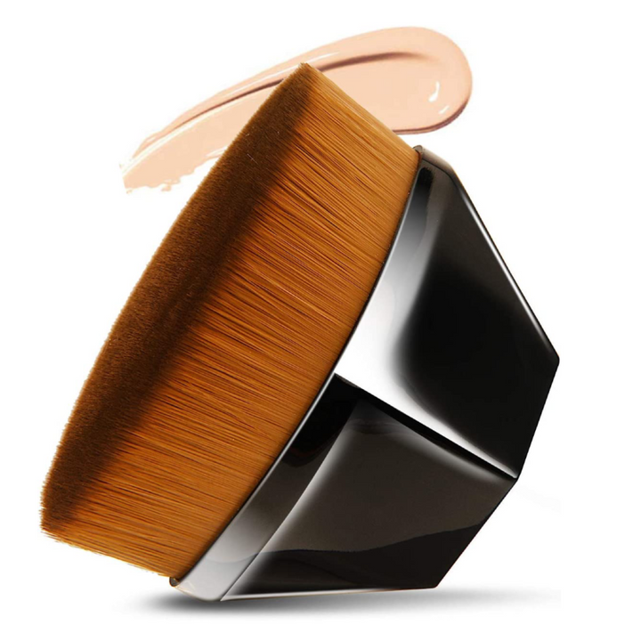 Flawless Foundation Application Brush for Smooth Makeup Finish