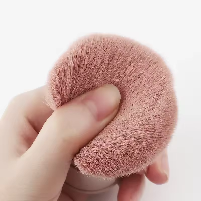 Compact Travel Makeup Brush