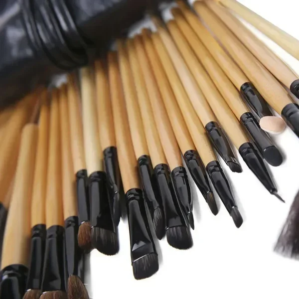 Essential Makeup Brush Set for Flawless Application
